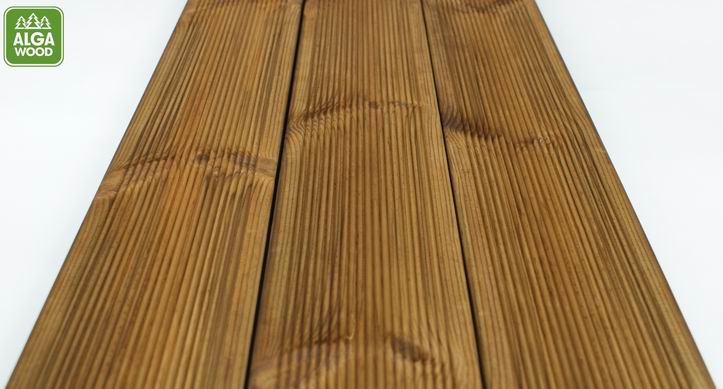 Panneau NERVillé Pin Brun Imprégné sous Pression 28×120 classe AB – AlgaWood