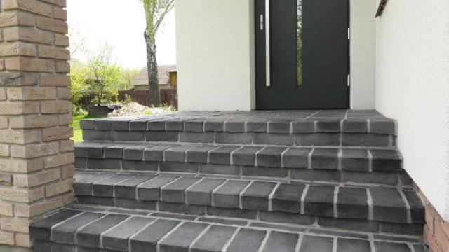 Carrelage ciment vieille brique graphite  – L : 13.5 cm x H : 27 cm x Ep : 1.5 cm