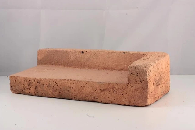 Appui de fenêtre/marche arrière, finition arrondie de 3,5 cm à gauche