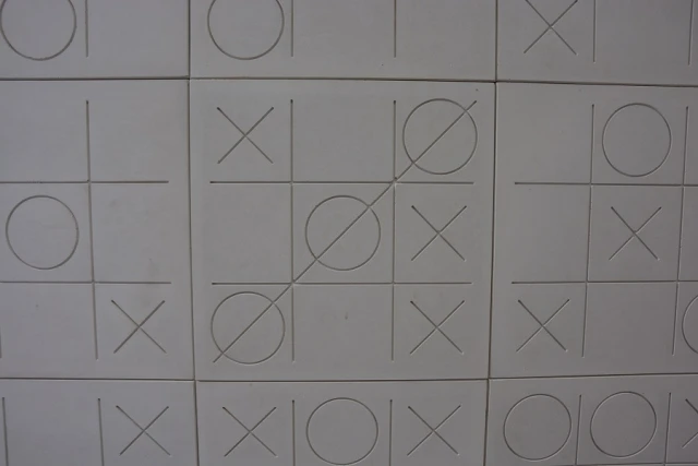 Tuile Tic Tac Toe