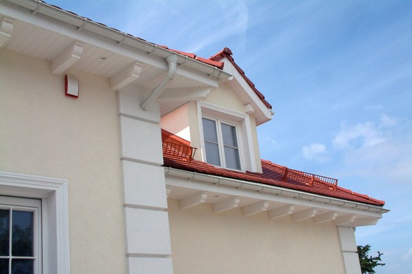 Corbeau Décoratif De Façade KR2 : Design Plat et Minimaliste
